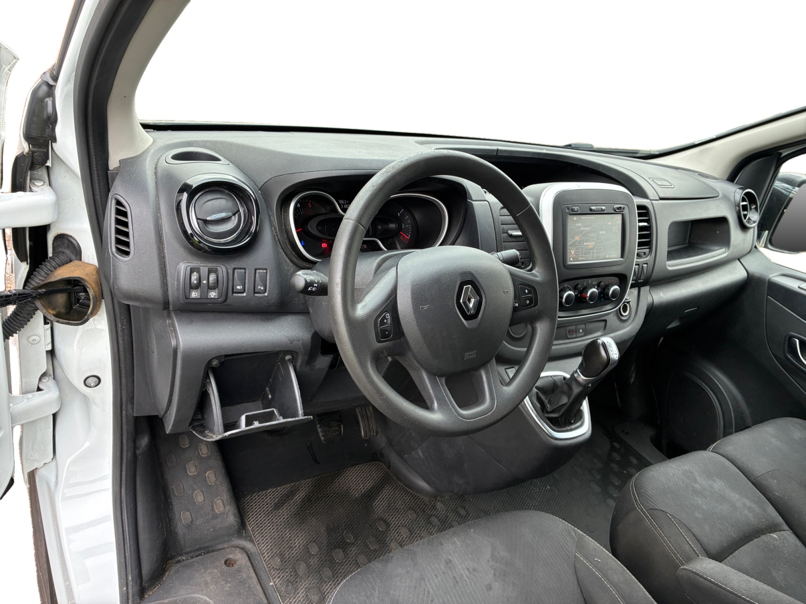 RENAULT TRAFIC FOURGON FGN L1H1 1200 KG DCI 145 ENERGY EDC GRAND CONFORT 2020