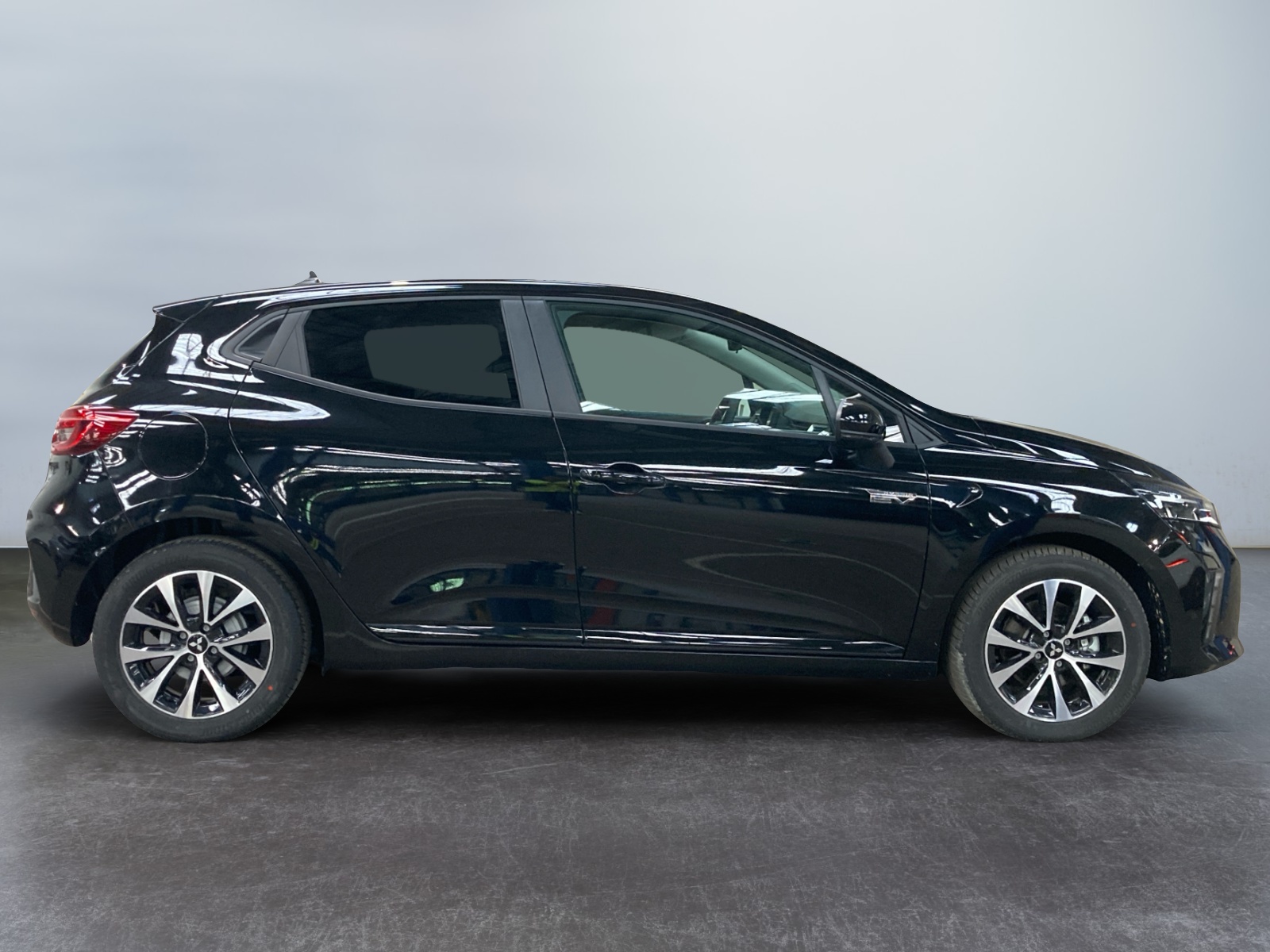 MITSUBISHI COLT 1.6 MPI HEV 143 Invite+ 2026