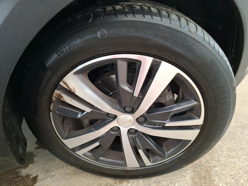 PEUGEOT 5008 BUSINESS BlueHDi 130ch S&S EAT8 Allure 2020