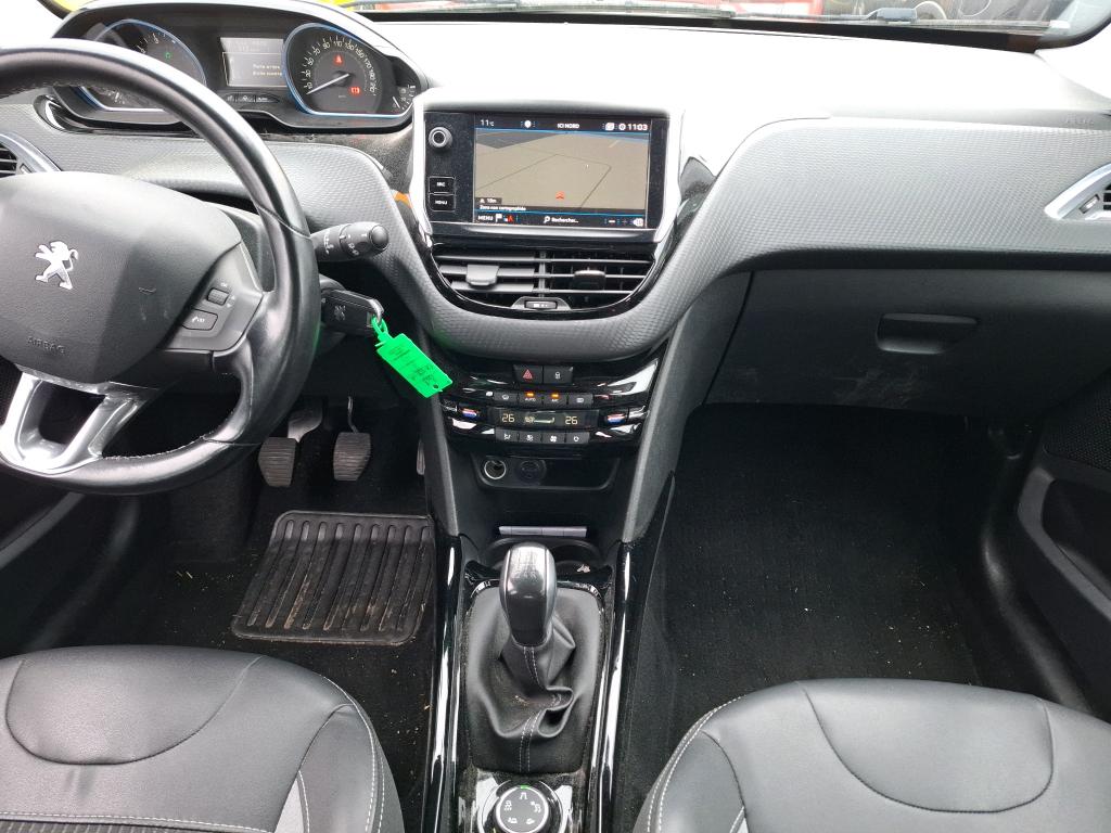 PEUGEOT 2008 1.2 PureTech 110ch S&S BVM5 Allure 2017