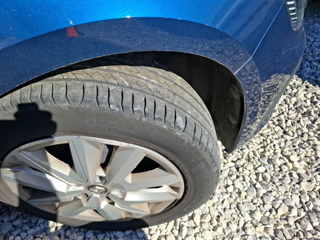 RENAULT MÉGANE MEGANE IV BERLINE Blue dCi 115 Business 2021