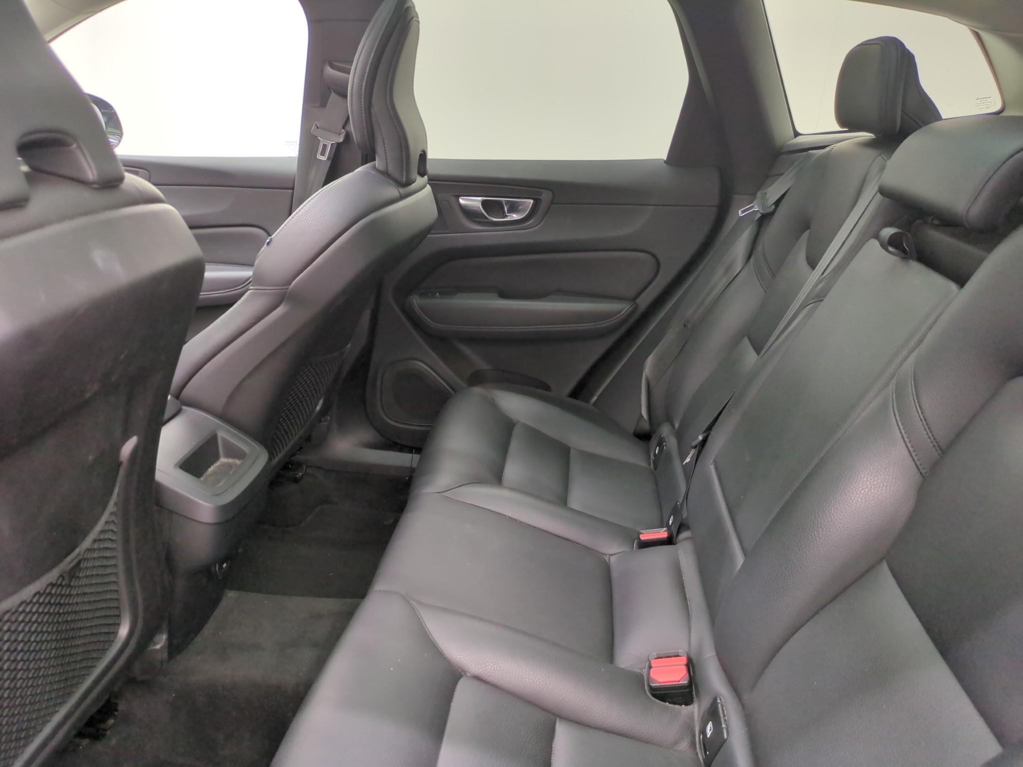 VOLVO XC60 B4 197 ch Geartronic 8 Plus Style Chrome 2022