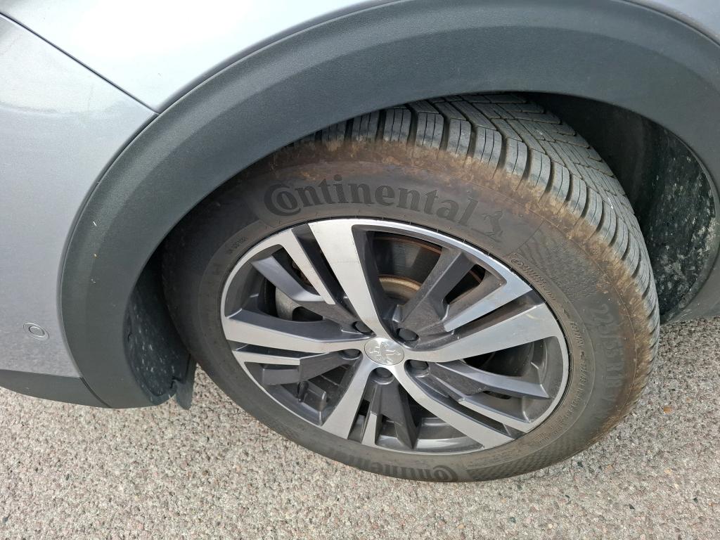 PEUGEOT 3008 Hybrid 225 e-EAT8 Allure Pack 2021