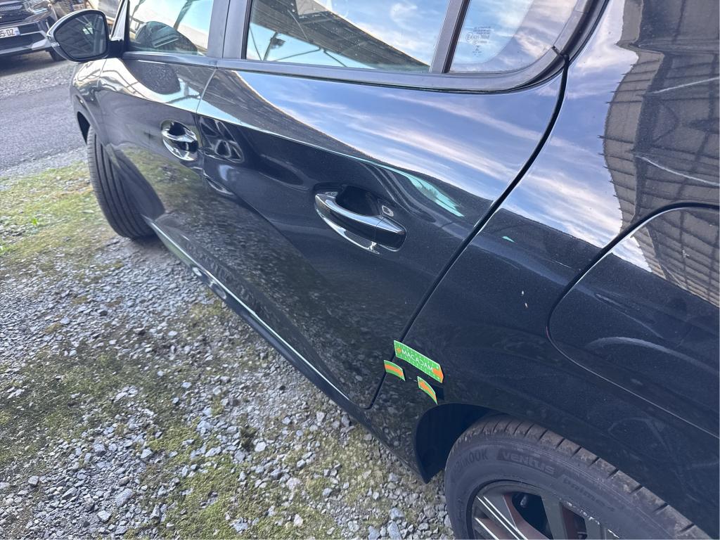 PEUGEOT 208) 208 BlueHDi 100 S&S BVM6 Active Pack 2022