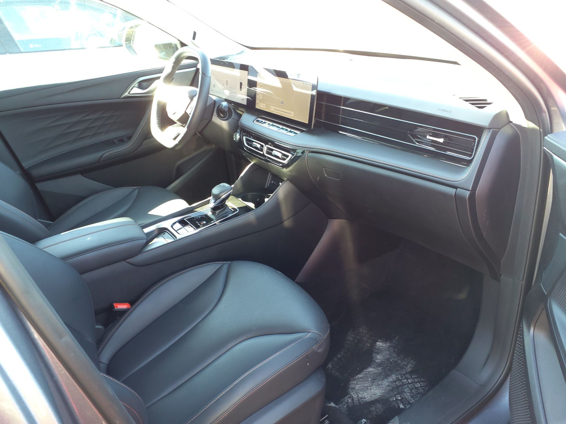 MG EHS 1,5 hyb+ 224cv LUXURY 2025