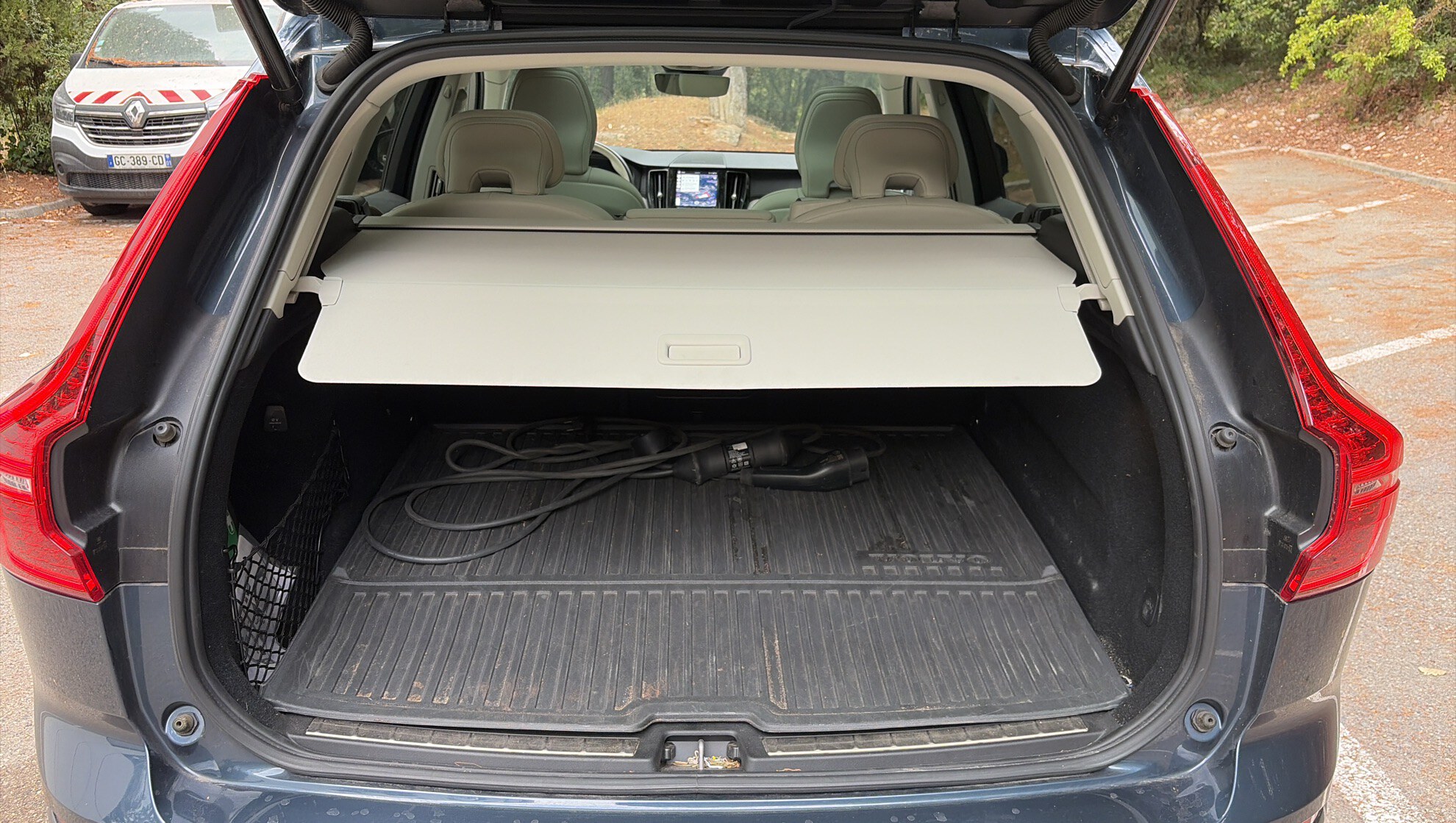 VOLVO XC60 T6 Recharge AWD 253 ch + 145 Geartronic 8 Ultimate Style Dark 2023