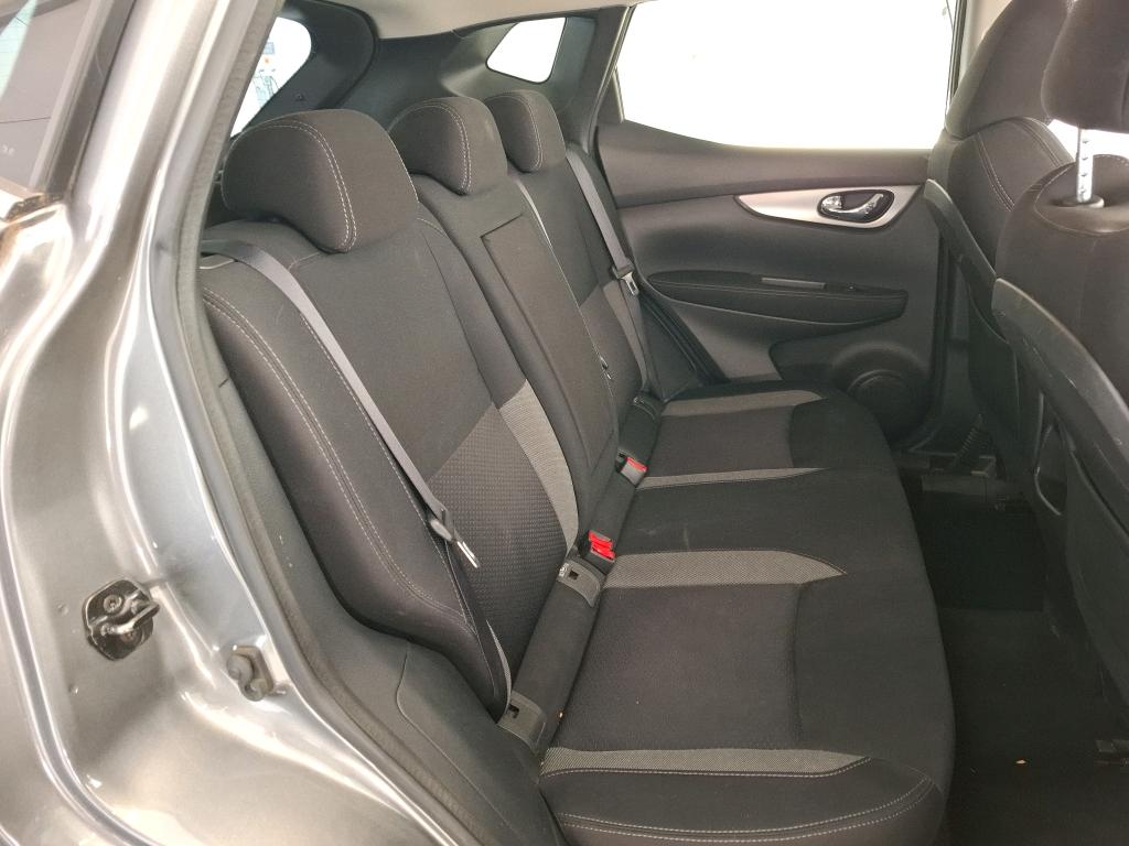 NISSAN  2018