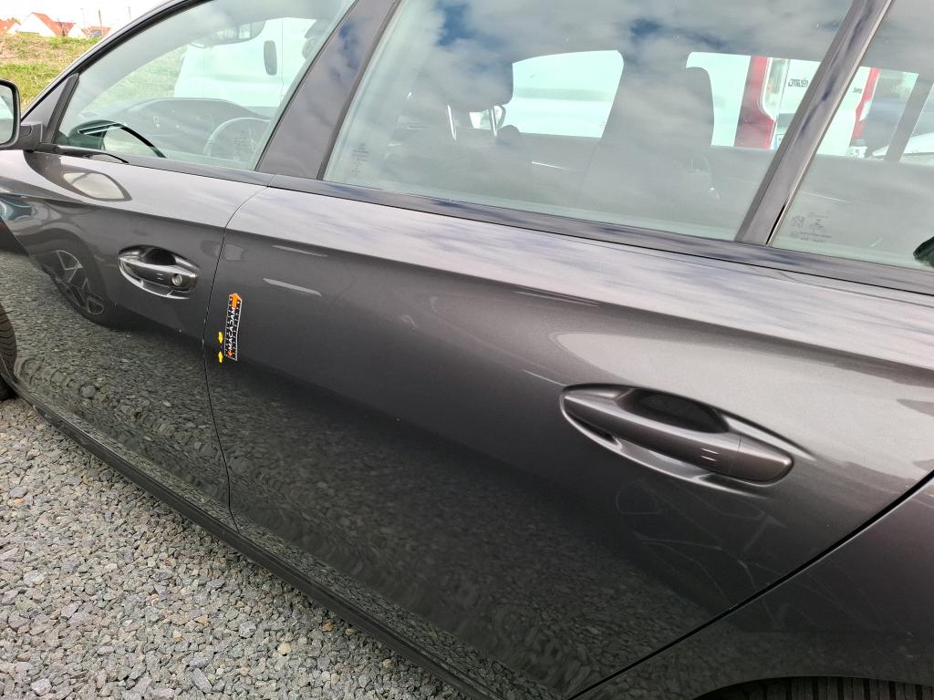 PEUGEOT 508 SW Hybrid 225 e-EAT8 Active Pack 2023