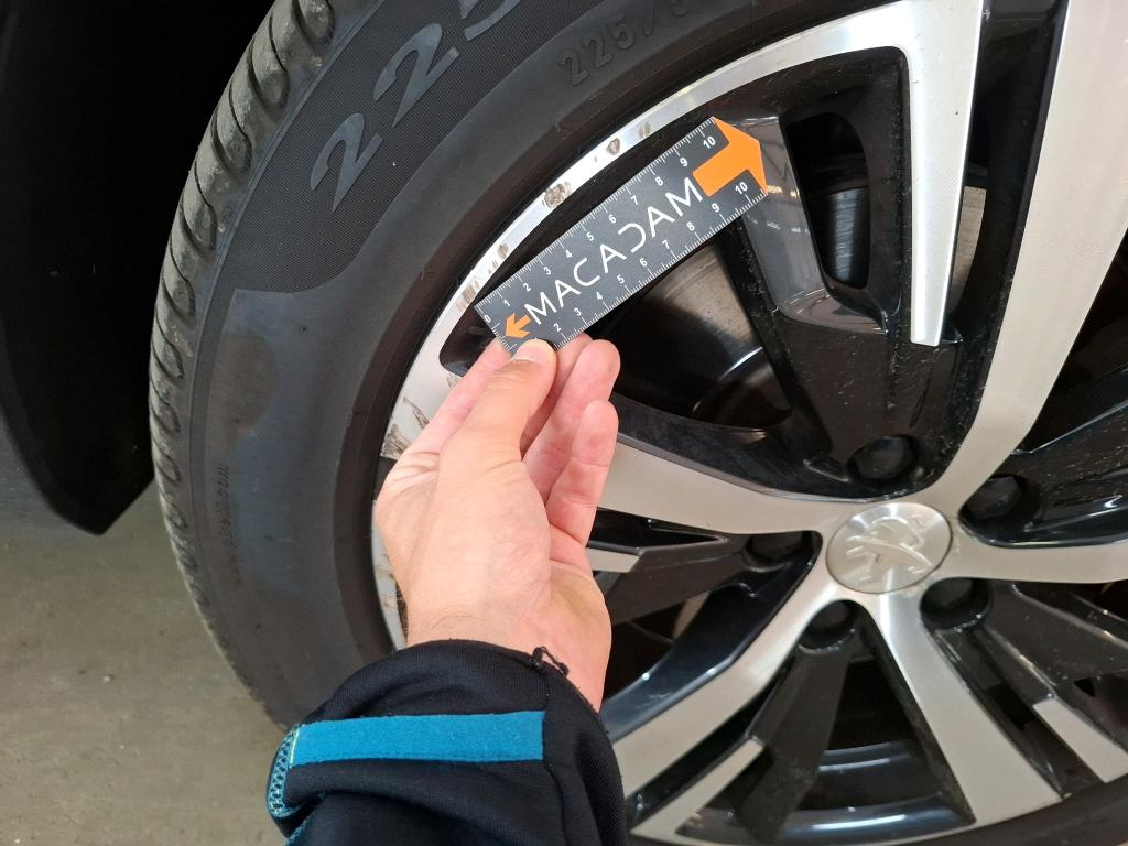PEUGEOT 3008 Hybrid 225 e-EAT8 GT 2020