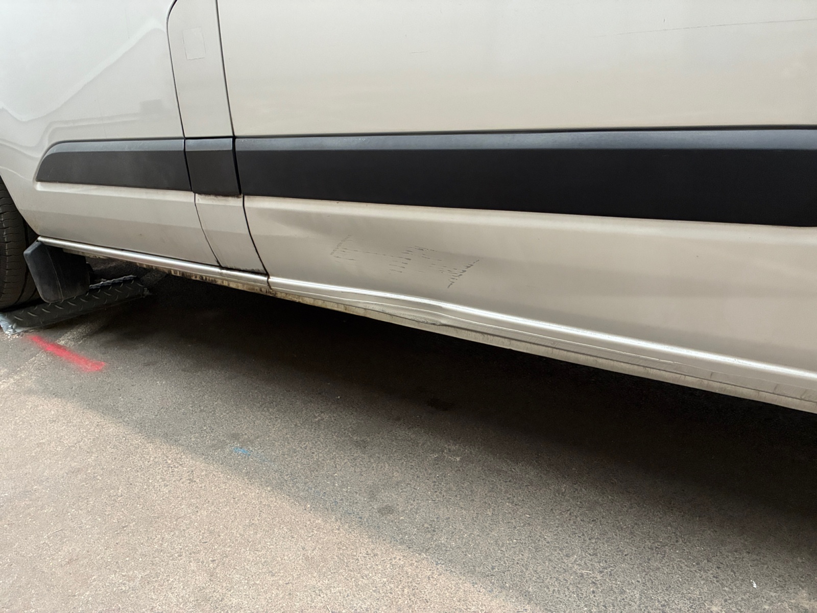 FORD Transit Custom 320 L2H1 2.0 EcoBlue 130 Trend Business 2023