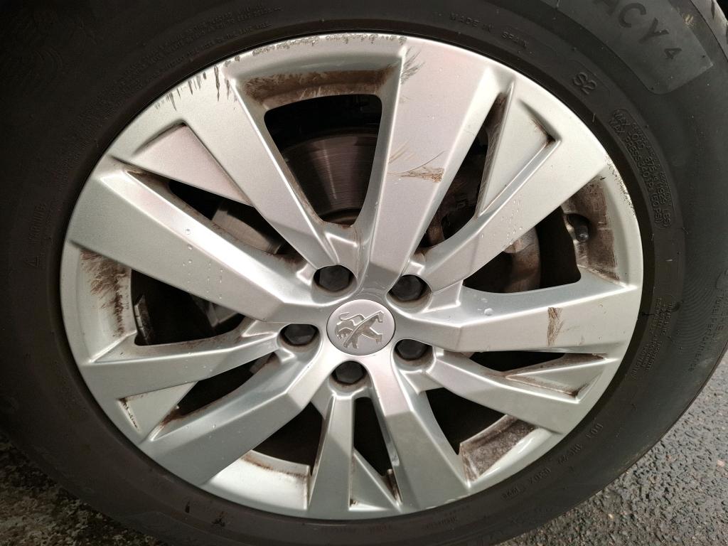PEUGEOT 5008 PureTech 130ch S&S EAT8 Active Pack 2023