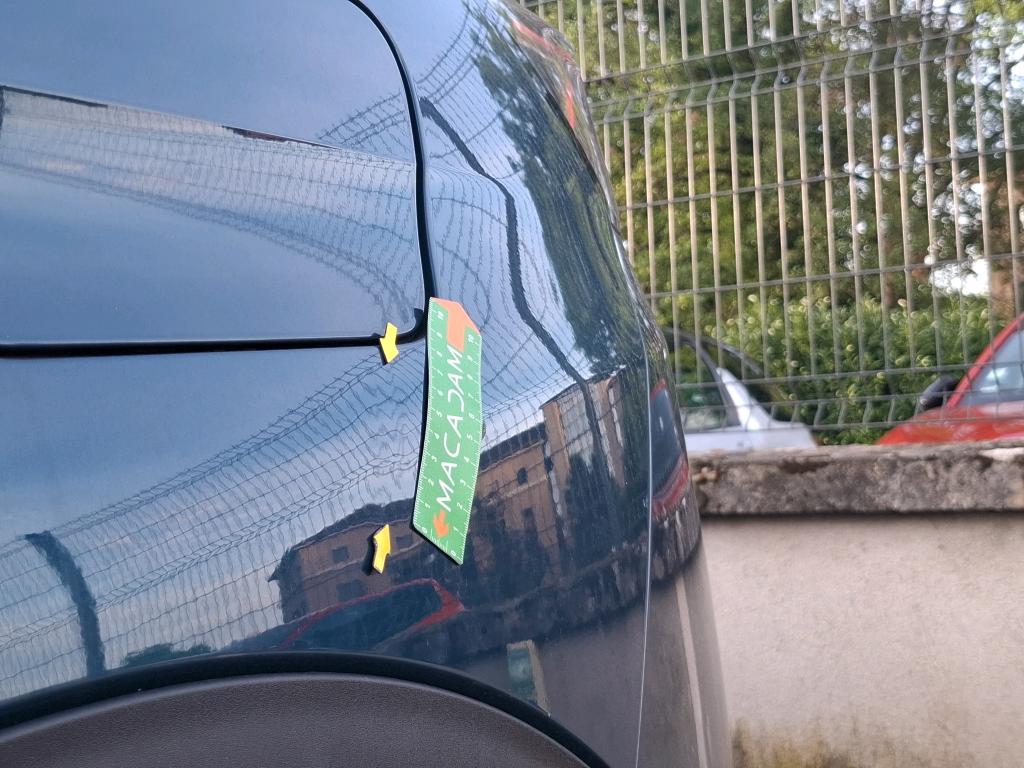 PEUGEOT 3008 Hybrid 225 e-EAT8 Allure 2021