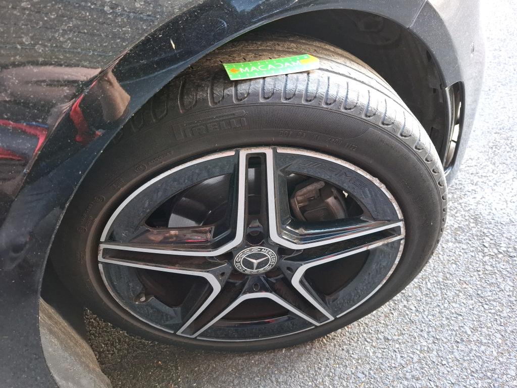 MERCEDES CLASSE A 200 7G-DCT AMG Line 2022