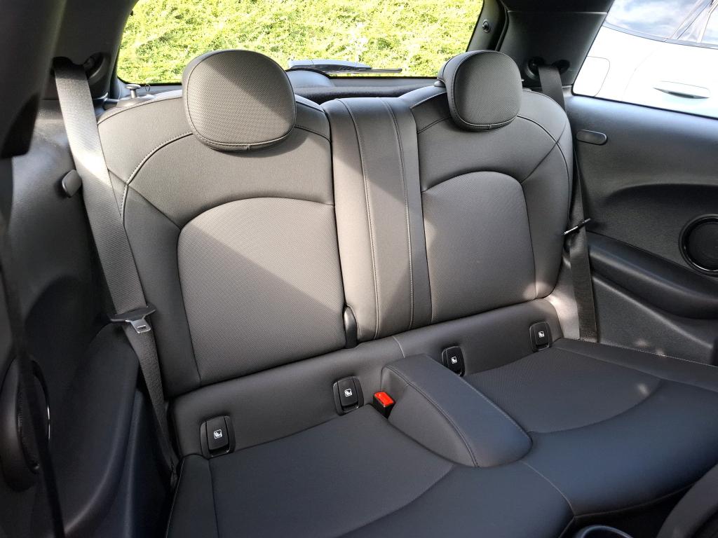 MINI HATCH 3 Portes Cooper SE 184 ch Edition Premium 2023