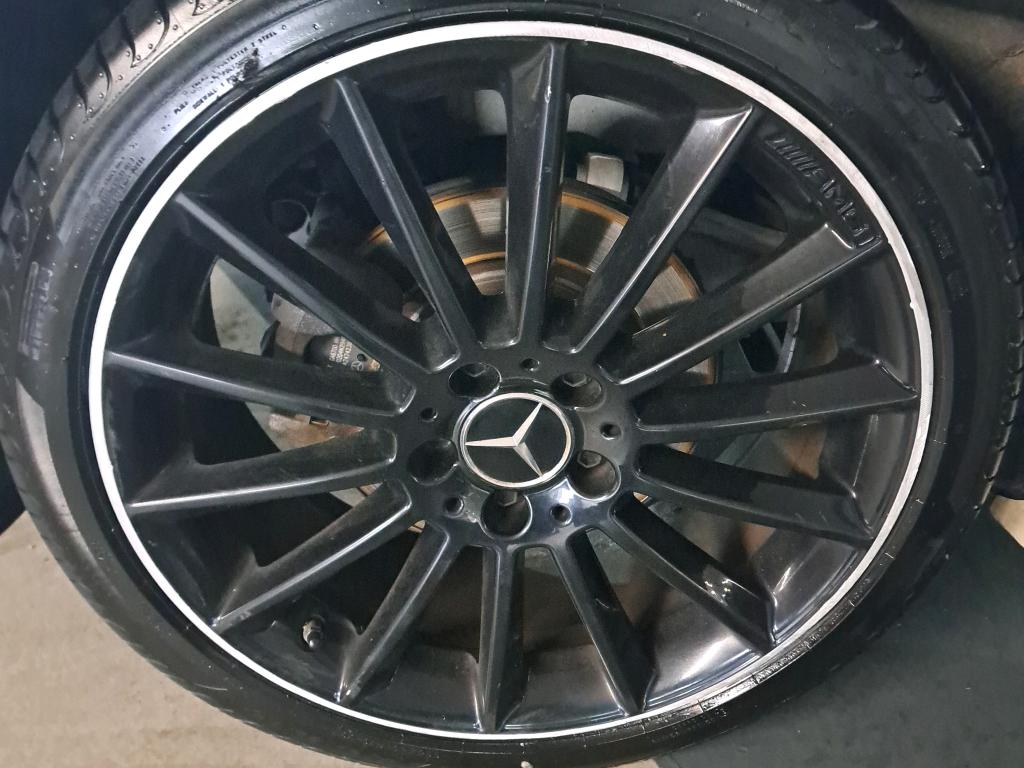 MERCEDES CLASSE A 200 7G-DCT AMG Line 2018