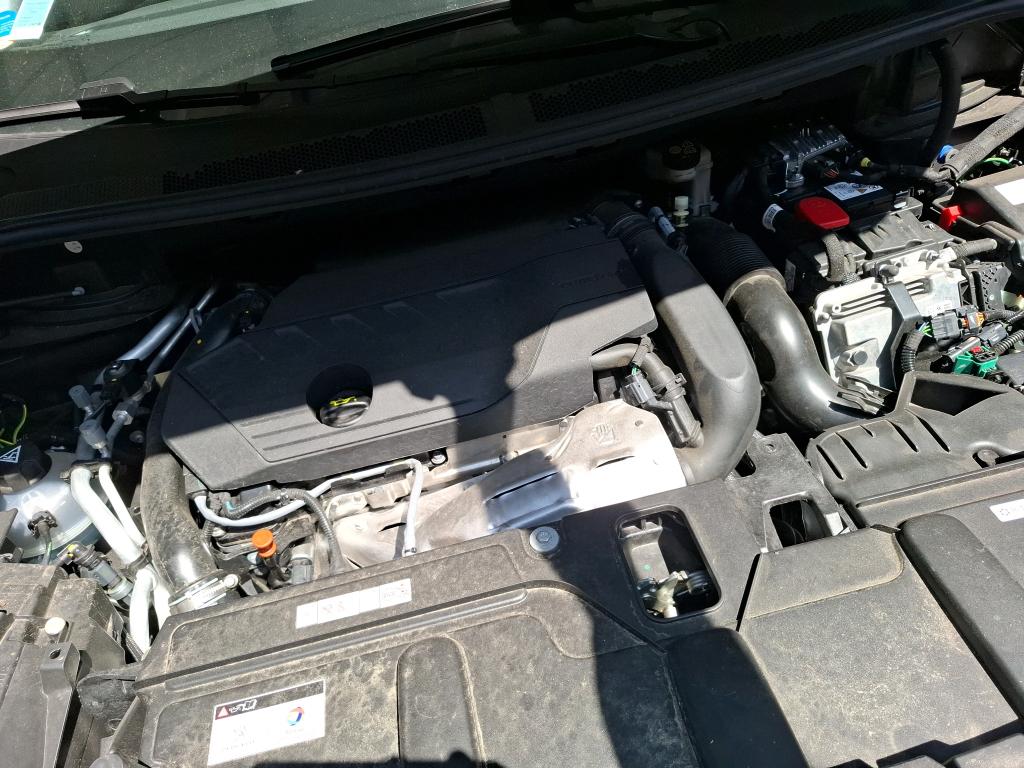 PEUGEOT 3008 Hybrid 225 e-EAT8 Allure Pack 2022