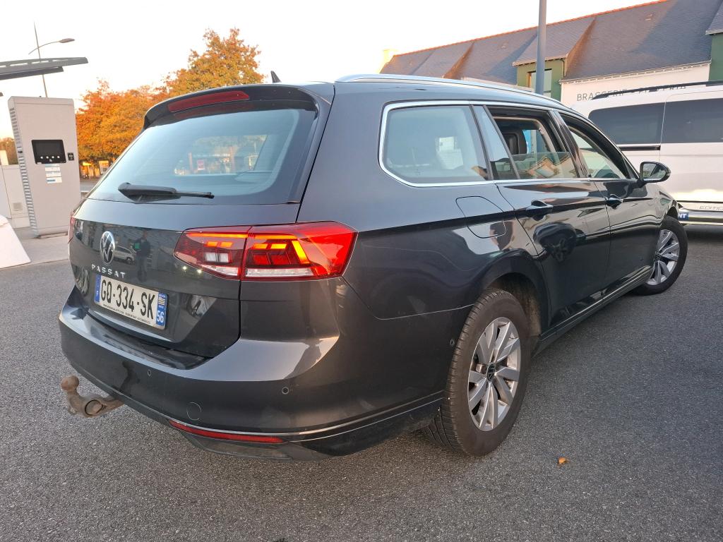 VOLKSWAGEN PASSAT SW 2.0 TDI EVO SCR 150 DSG7 Life Plus 2023