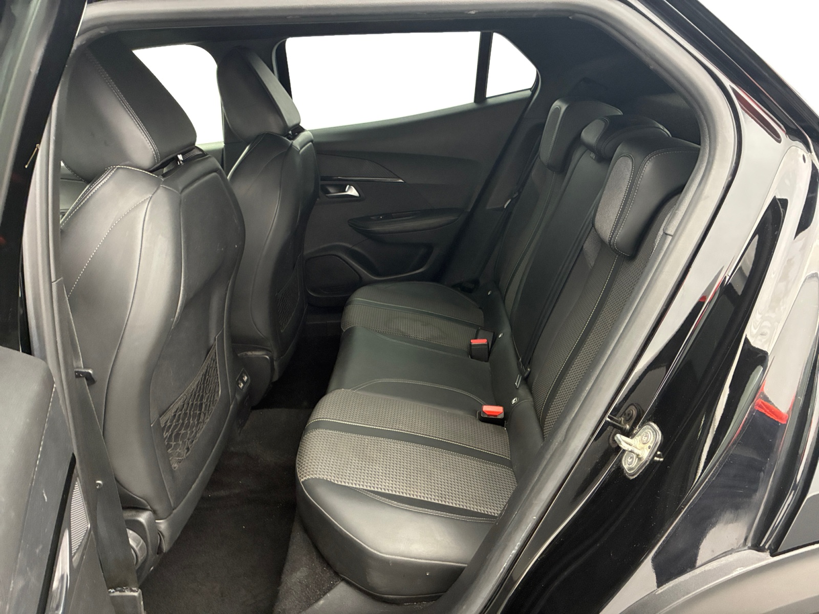 PEUGEOT 2008 Electrique 136 ch GT GT 2021