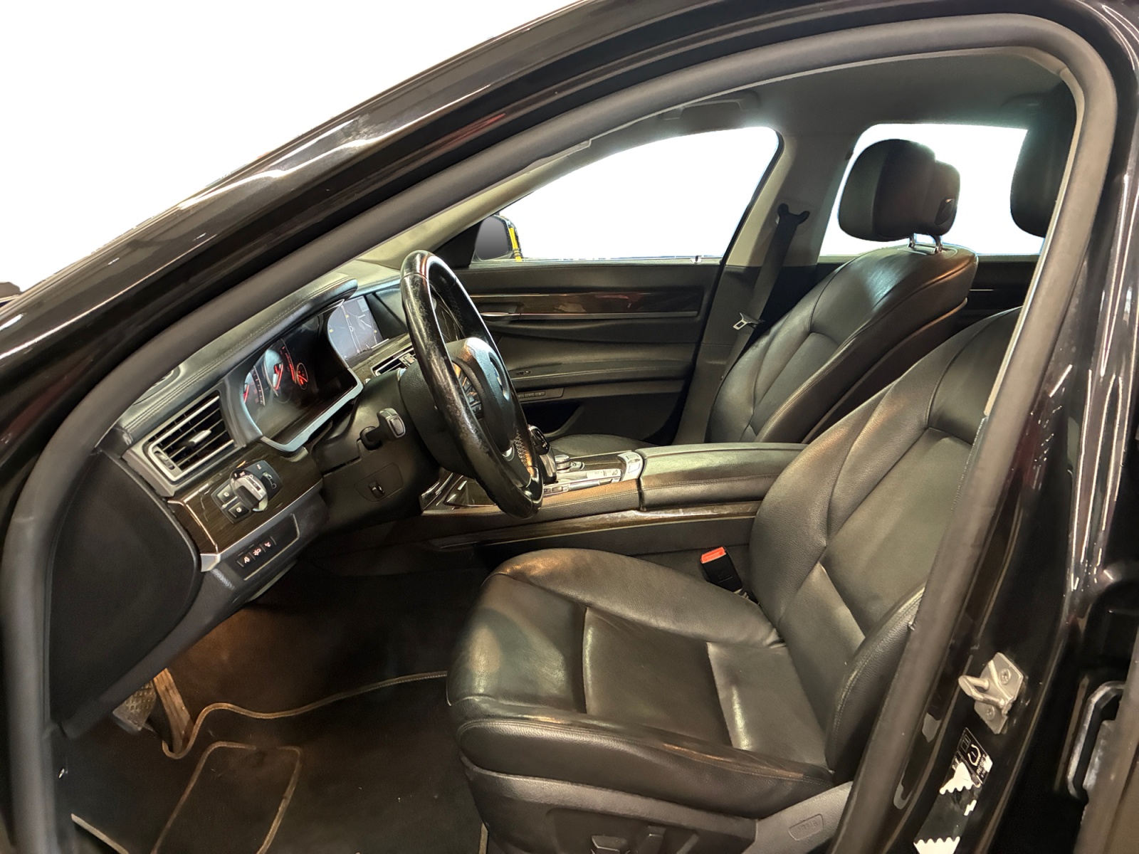 BMW SERIE 7 730d Luxe A 2011