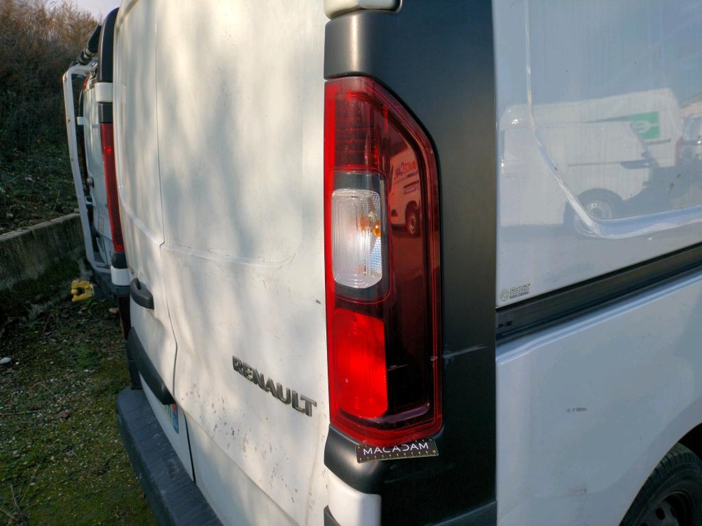 RENAULT TRAFIC FOURGON FGN L1H1 1000 KG DCI 120 E6 GRAND CONFORT 2019