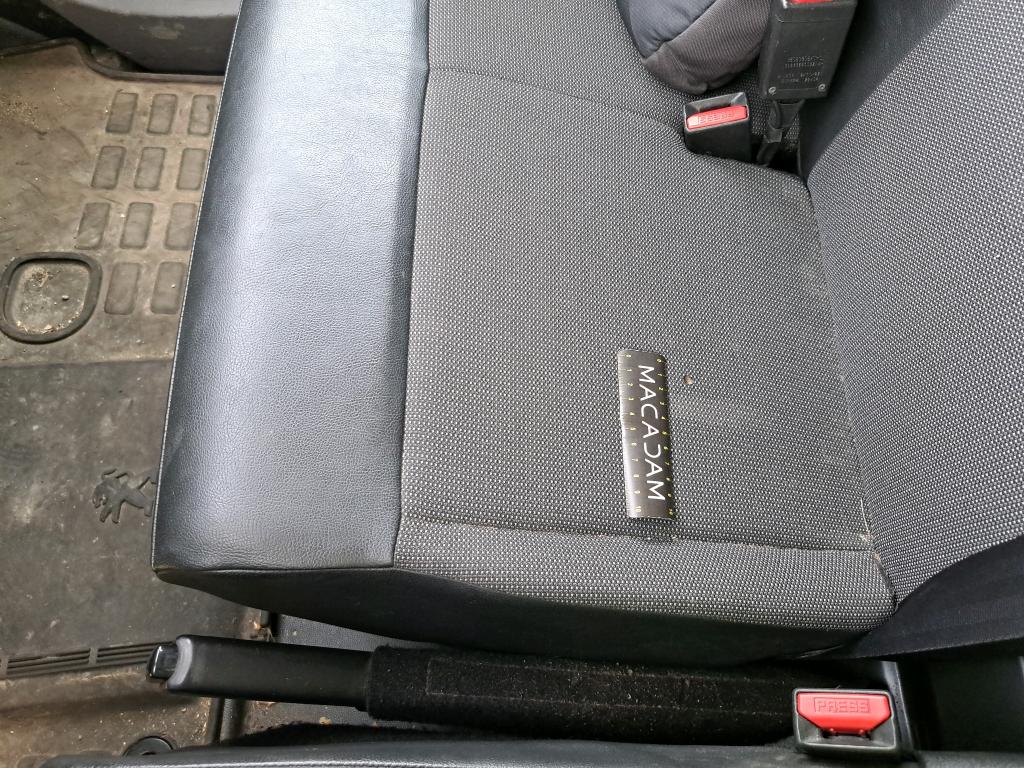 PEUGEOT EXPERT FGN TOLE STANDARD 2.0 BLUEHDI 120 S&S BVM6 PREMIUM 2019