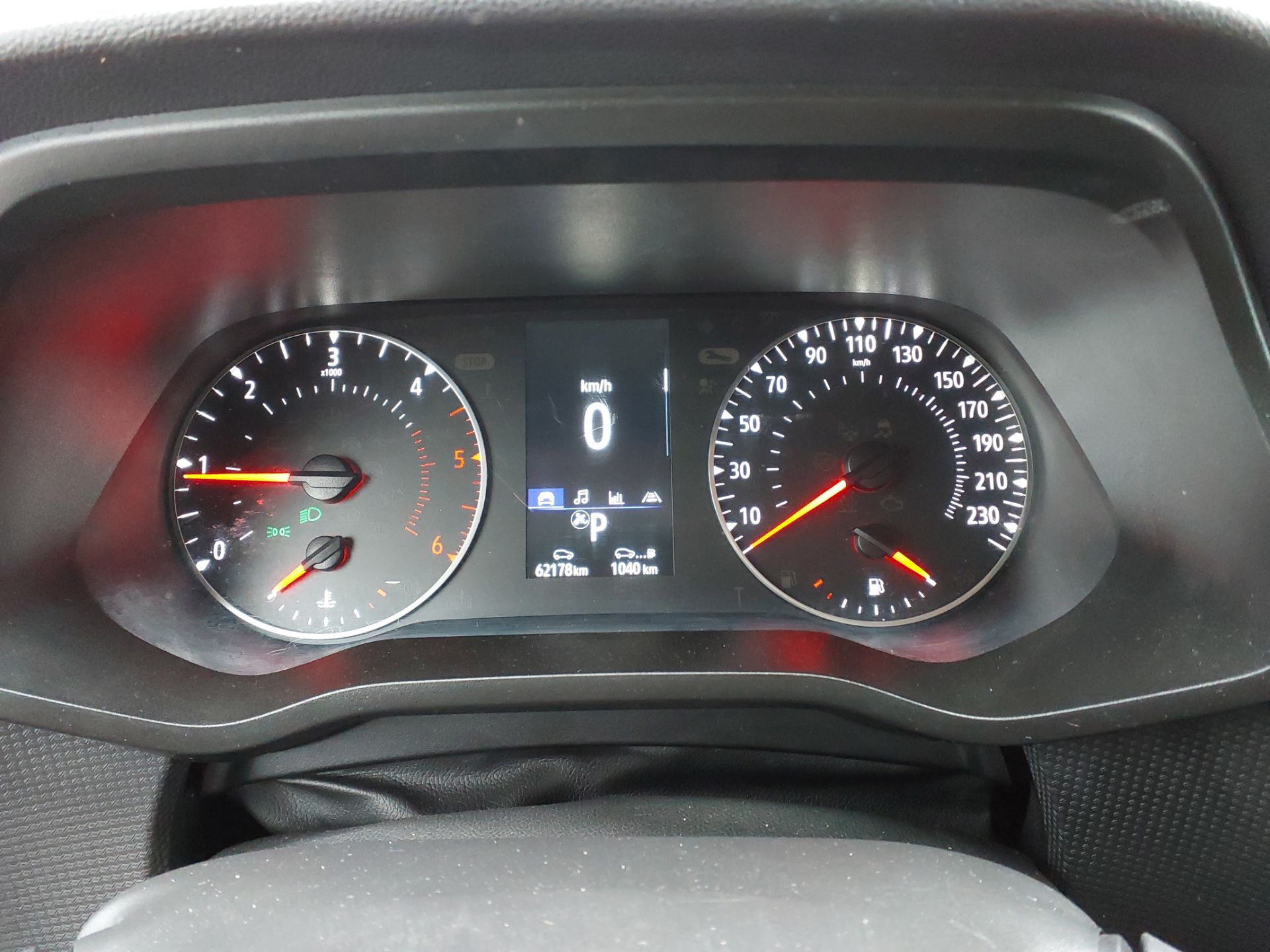 RENAULT TRAFIC FOURGON L2H1 3000 KG BLUE DCI 150 EDC GRAND CONFORT 2023
