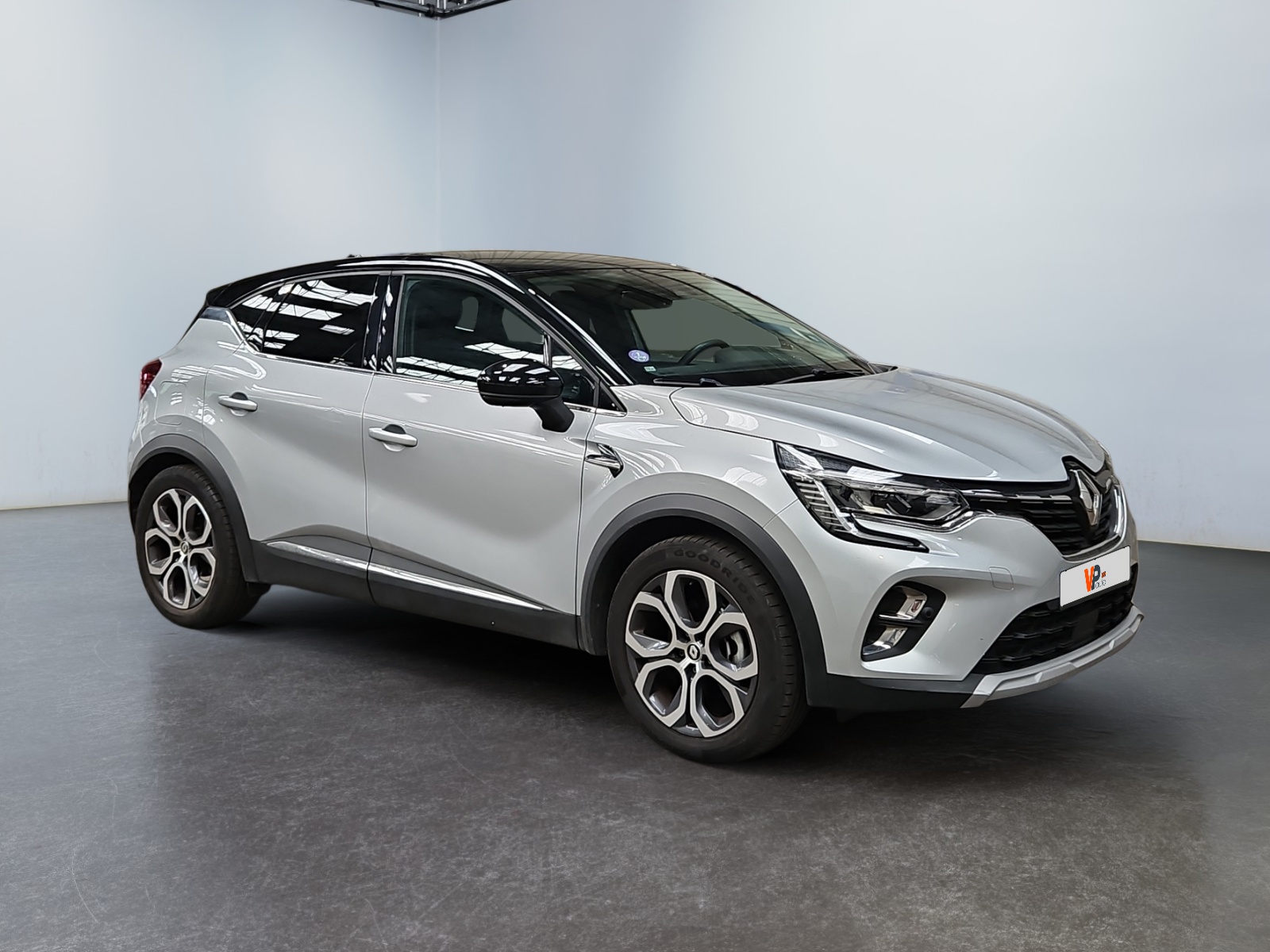 RENAULT CAPTUR E-Tech full hybrid 145 Techno 2024