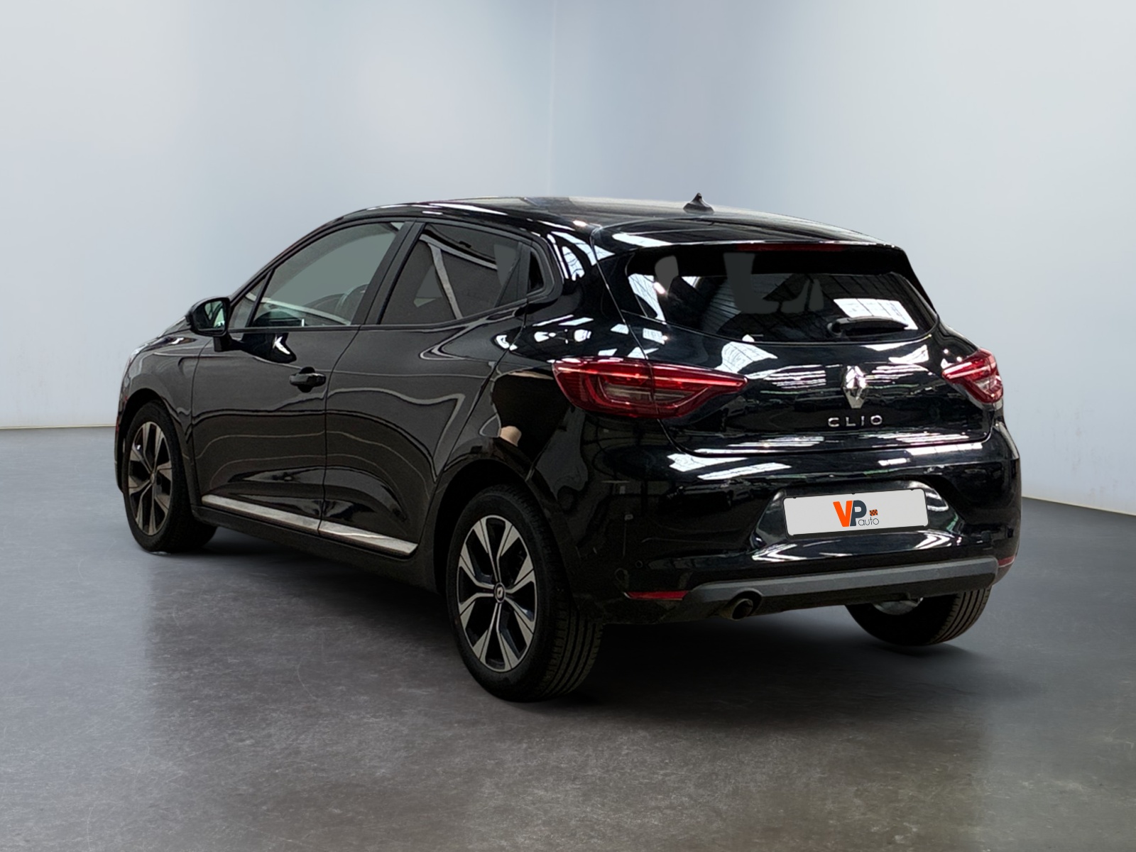 RENAULT CLIO V TCe 90 Evolution 2023
