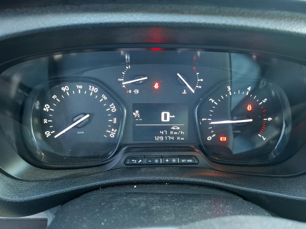 PEUGEOT EXPERT FOURGON TOLE STANDARD 1.5 BLUEHDI 120 S&S BVM6 PREMIUM 2020