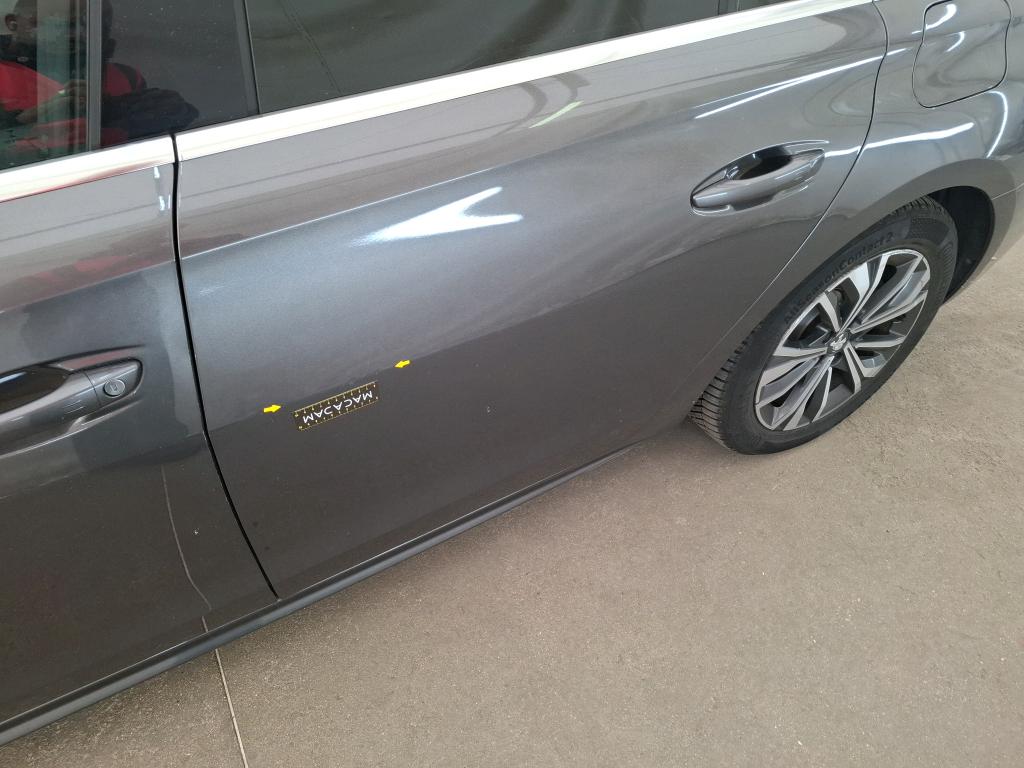 PEUGEOT 508 Hybrid 225 e-EAT8 Allure Pack 2021