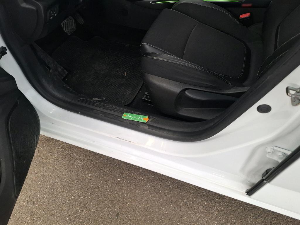 RENAULT MÉGANE MEGANE IV Berline TCe 140 EDC Techno 2023