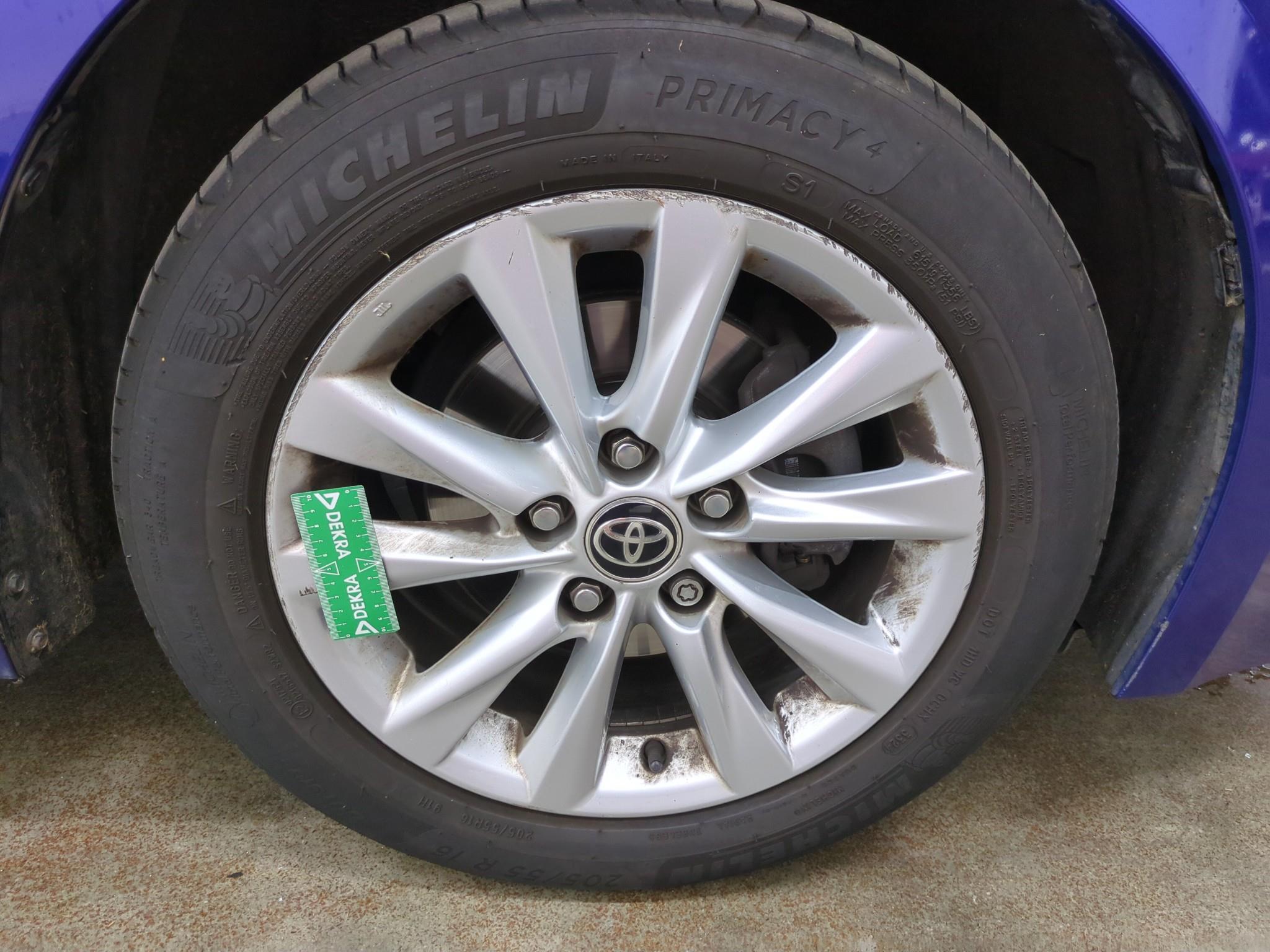 TOYOTA COROLLA TOURING Sports Hybride 140ch Dynamic 2023