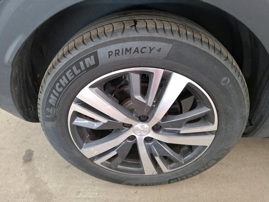 PEUGEOT 3008 Hybrid 225 e-EAT8 Allure Pack 2022