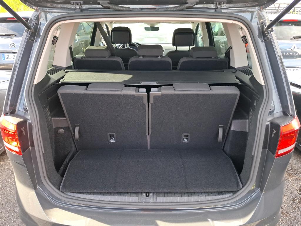 VOLKSWAGEN TOURAN 2.0 TDI 150 DSG7 5pl Life Plus 2022