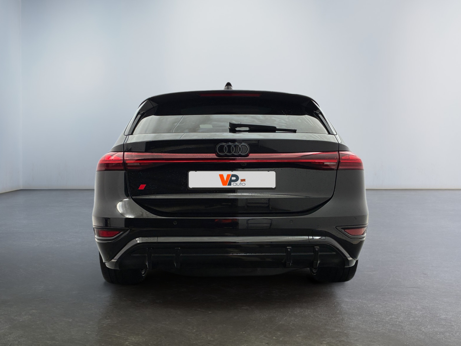 AUDI S6 AVANT E-TRON 2025