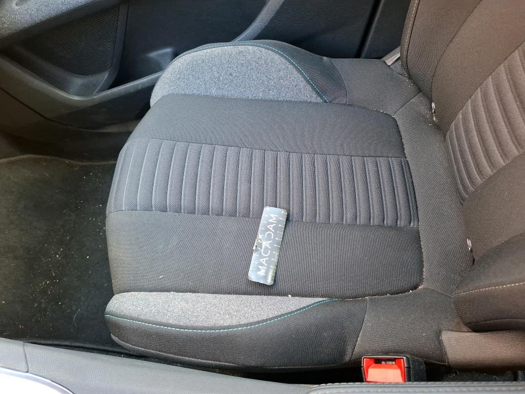 PEUGEOT 3008 Hybrid 225 e-EAT8 Active Pack 2023