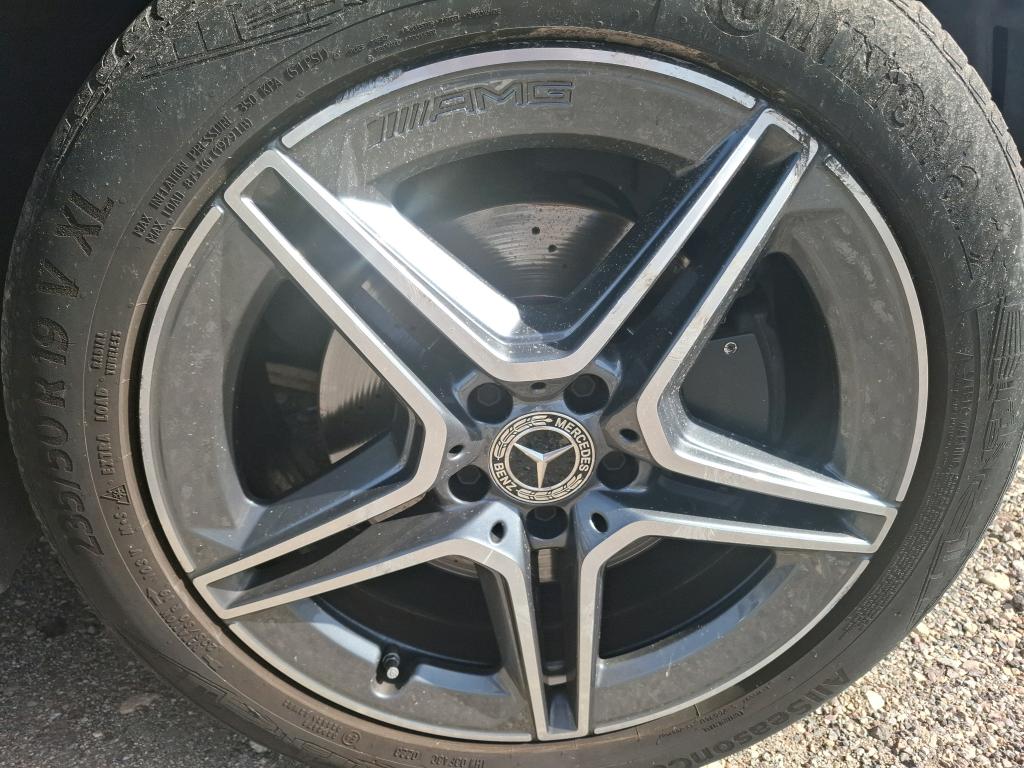 MERCEDES-BENZ MERCEDES GLB 200 7G-DCT AMG Line 2022