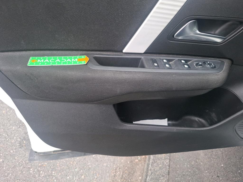CITROEN C4 BlueHDi 110 S&S BVM6 Live Pack Business 2022