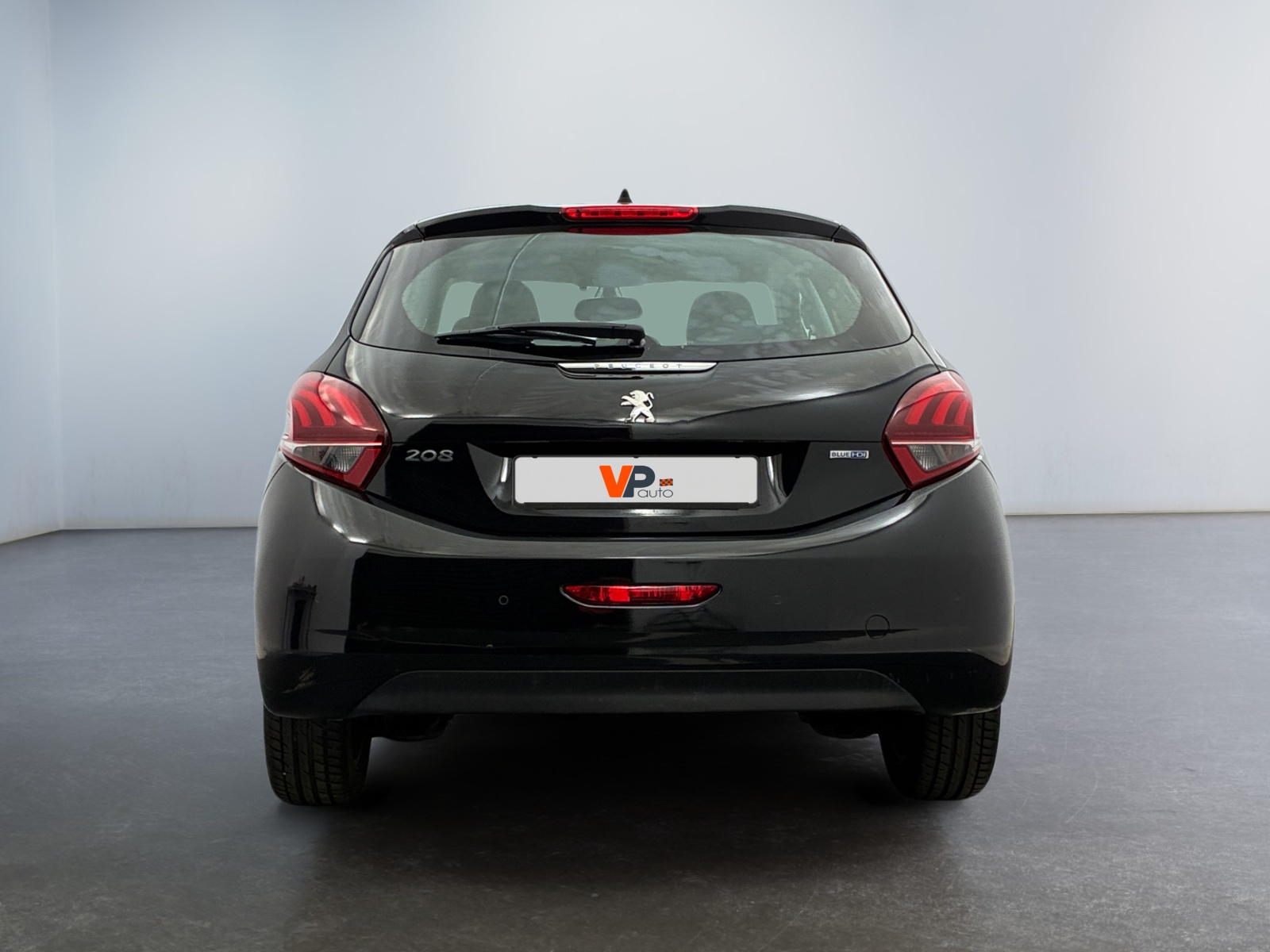 PEUGEOT 208 1.6 BlueHDi 100ch BVM5 Allure Allure 2016