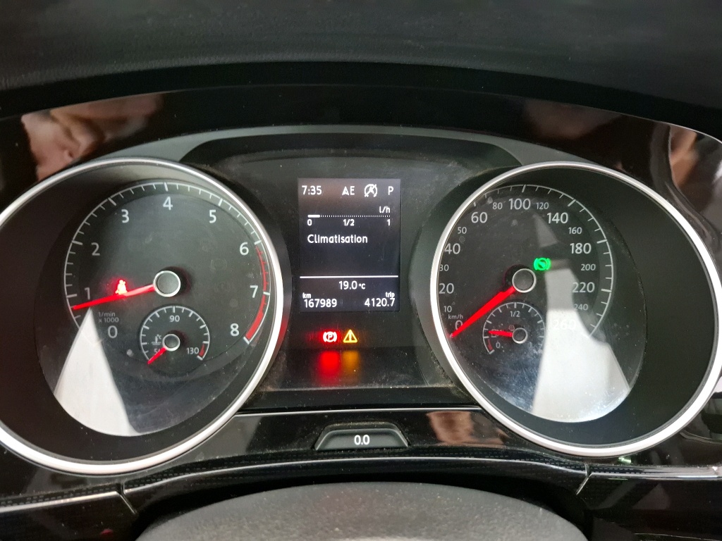 VOLKSWAGEN TOURAN 1.4 TSI 150 BMT DSG7 7pl Sound 2018
