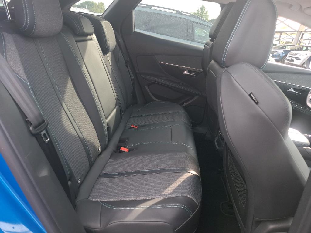 PEUGEOT 3008 Hybrid 225 e-EAT8 Allure Pack 2022
