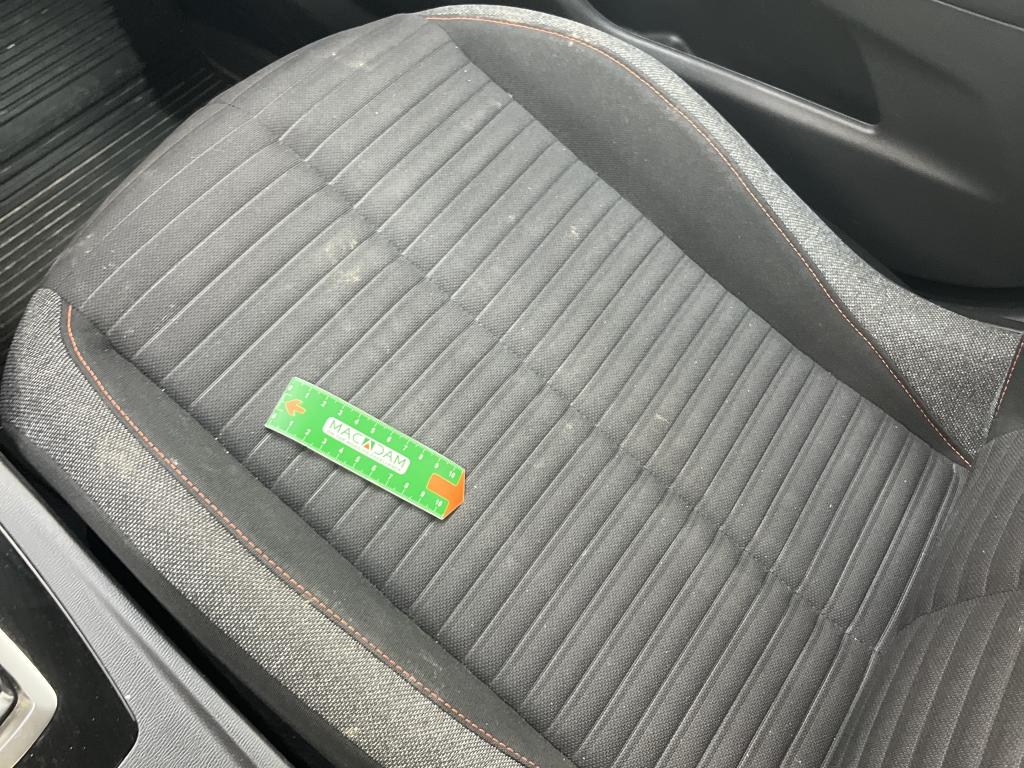 PEUGEOT 2008 BUSINESS PureTech 130 S&S EAT8 Active 2020