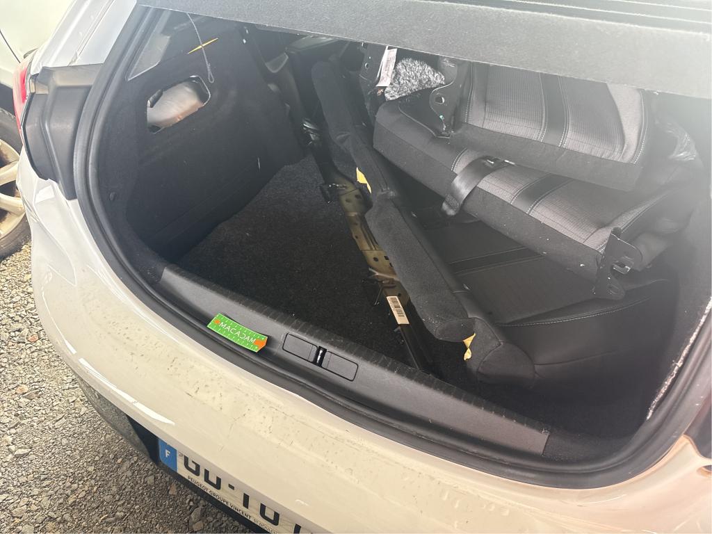 PEUGEOT 208 BUSINESS PureTech 100 S&S BVM6 Allure 2021