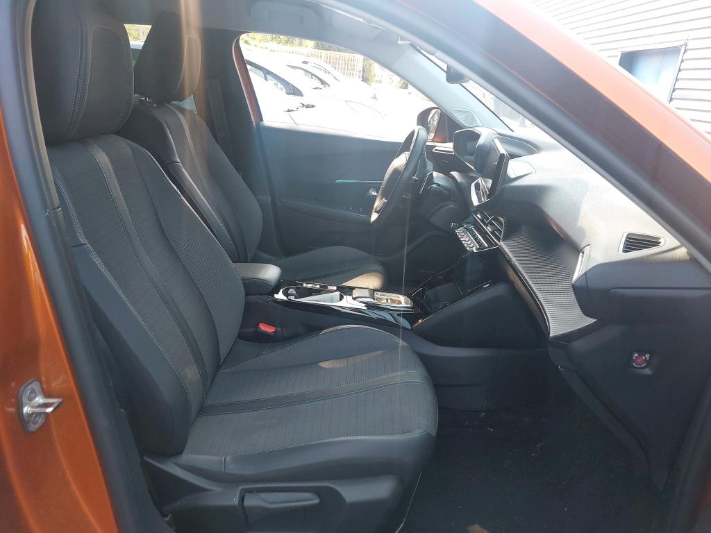 PEUGEOT 2008 PureTech 130 S&S EAT8 Allure Pack 2022