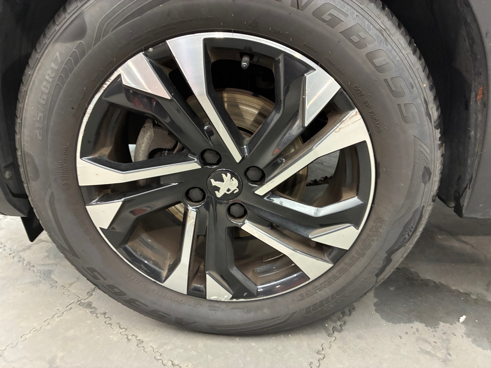 PEUGEOT 2008 PureTech 130 S&S EAT8 Allure 2021