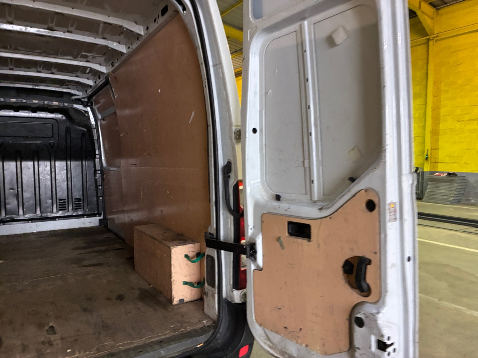 RENAULT MASTER FGN L3H2 3.5t 2.3 dCi 130 E6 GRAND CONFORT 2017