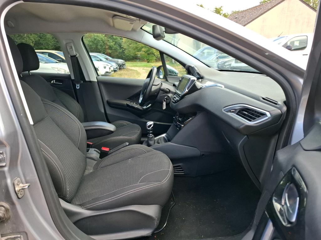 PEUGEOT 208 PureTech 110ch S&S BVM6 Allure Business 2019
