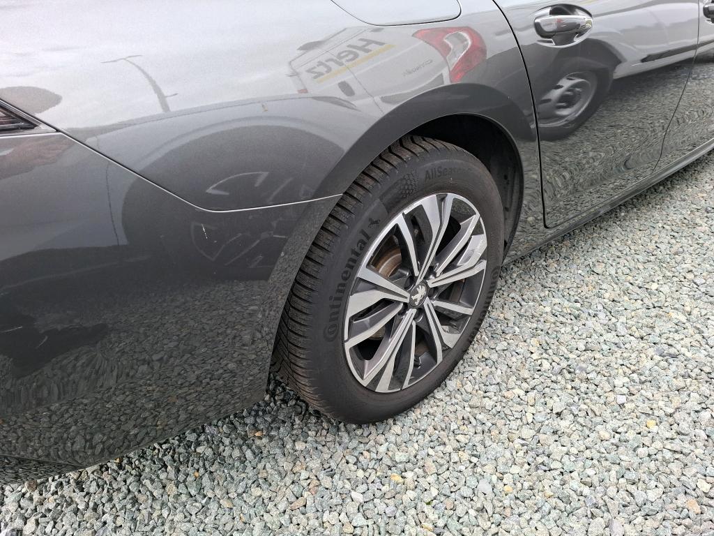 PEUGEOT 508 SW Hybrid 225 e-EAT8 Active Pack 2023