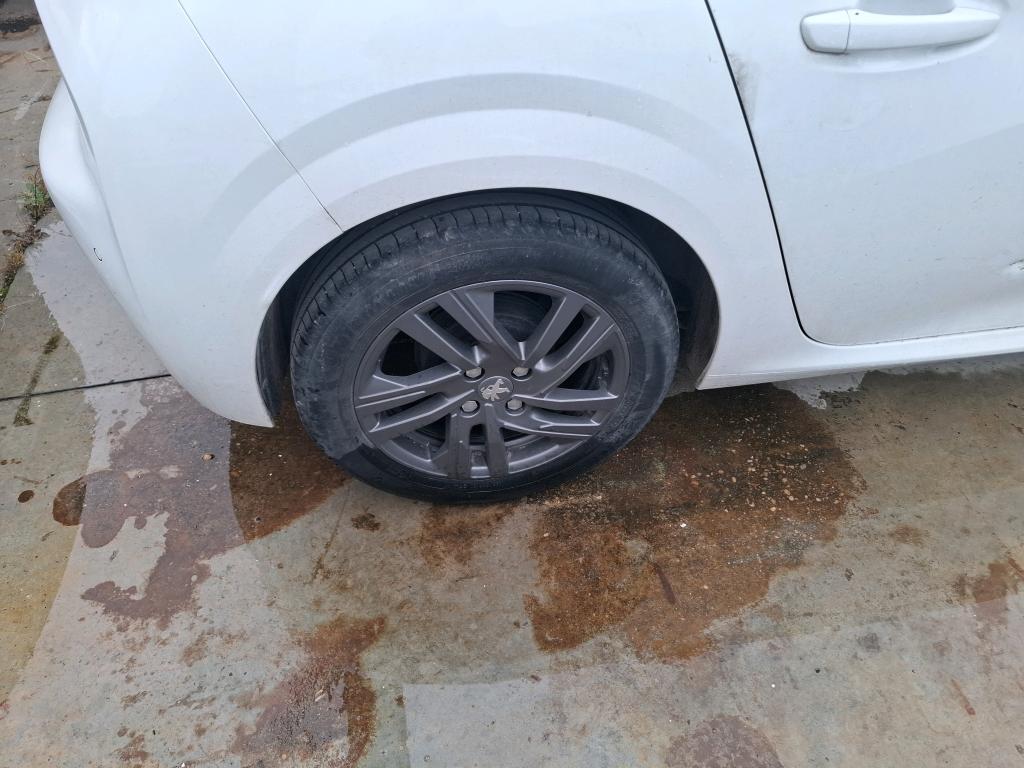 PEUGEOT 208 BUSINESS PureTech 75 S&S BVM5 Active 2021
