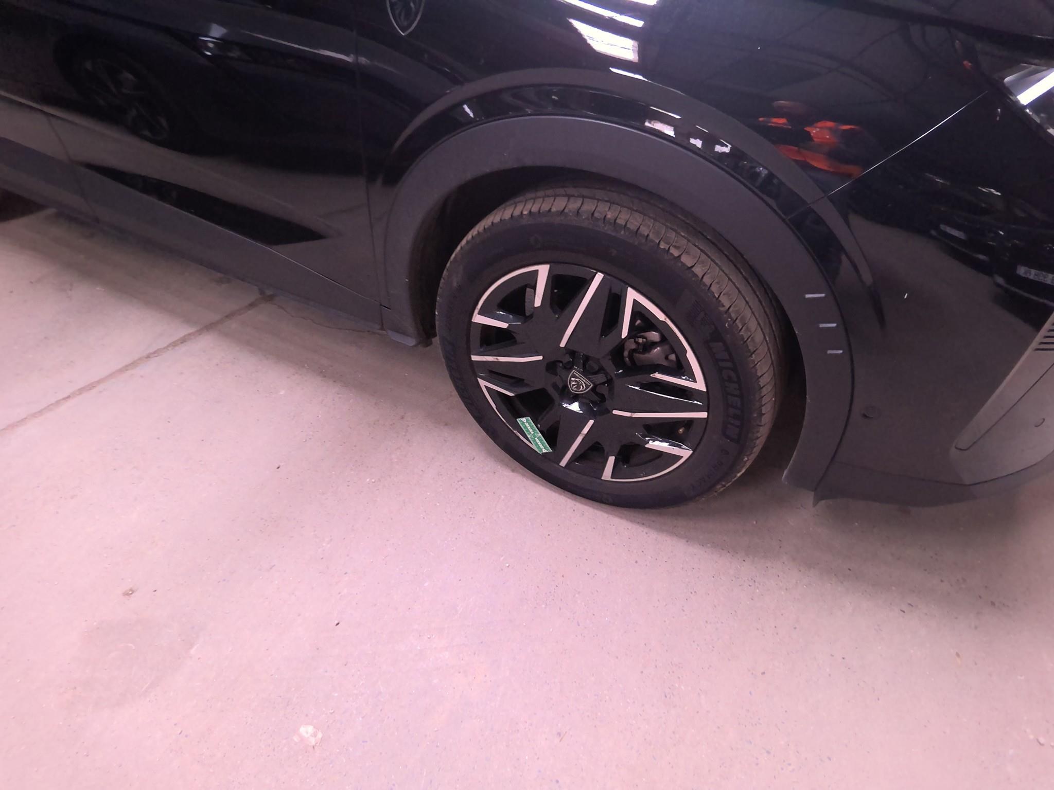 PEUGEOT 5008 Hybrid 145 ch e-DCS6 GT 2025